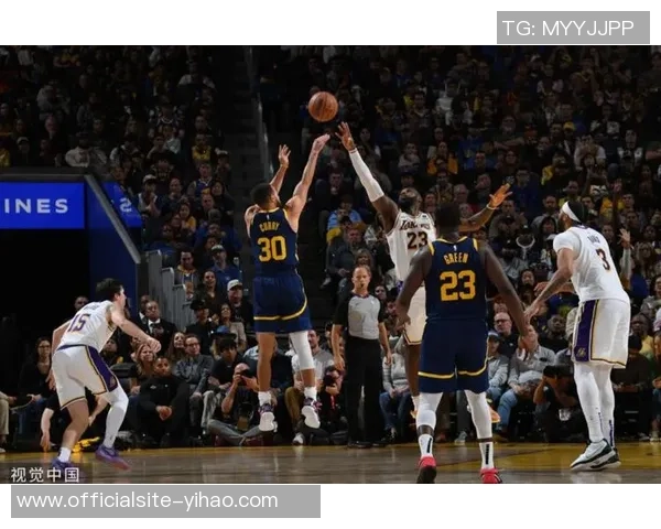 勇士绝杀雷霆精彩瞬间回顾NBA录像带你重温激烈对决 勇士绝杀雷霆精彩瞬间回顾NBA录像带你重温激烈对决